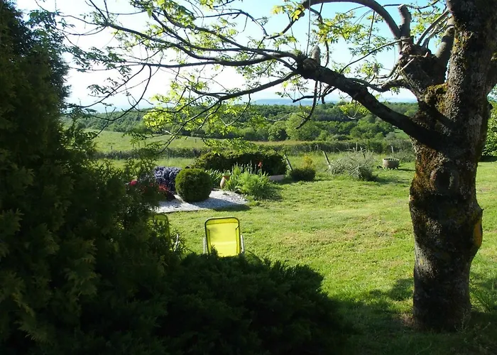 Апартаменты Au Bouillat D Anty Шатель-Гийон